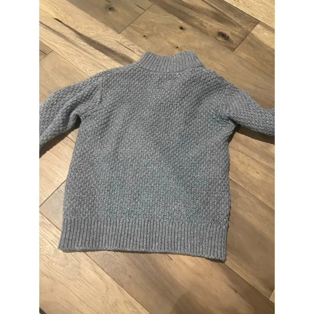 GAP Gray Knit Sweater with Fleece Collar – Size Medium